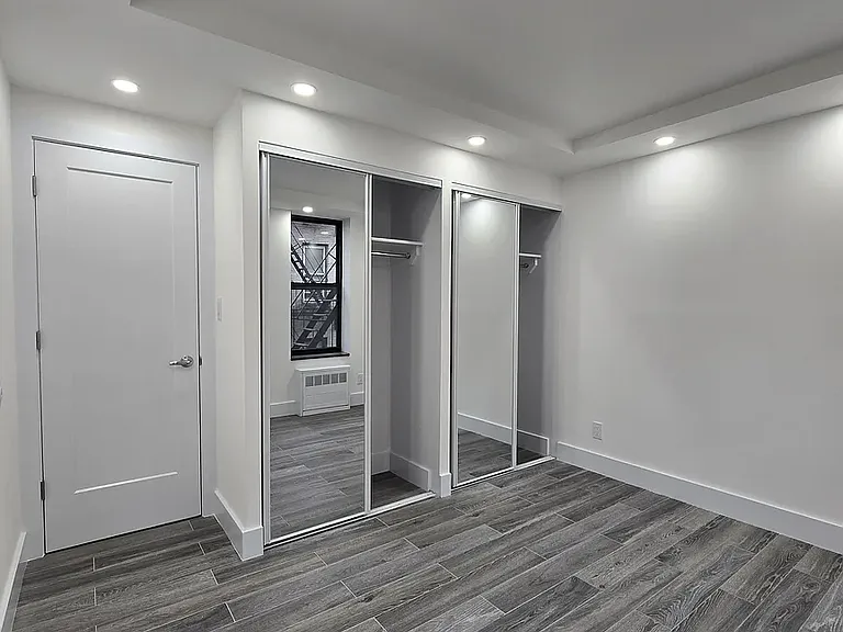 216 E 29th St #4F — Photo 11
