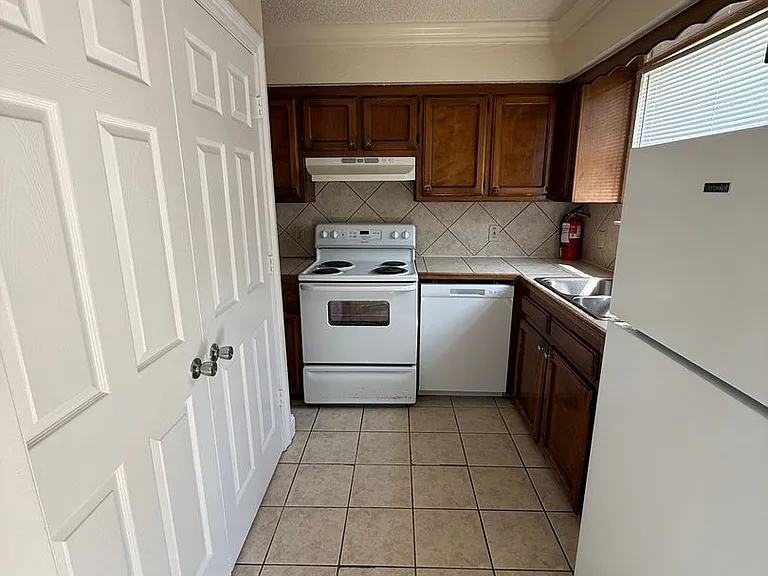 1773 Starboard Dr — Photo 2