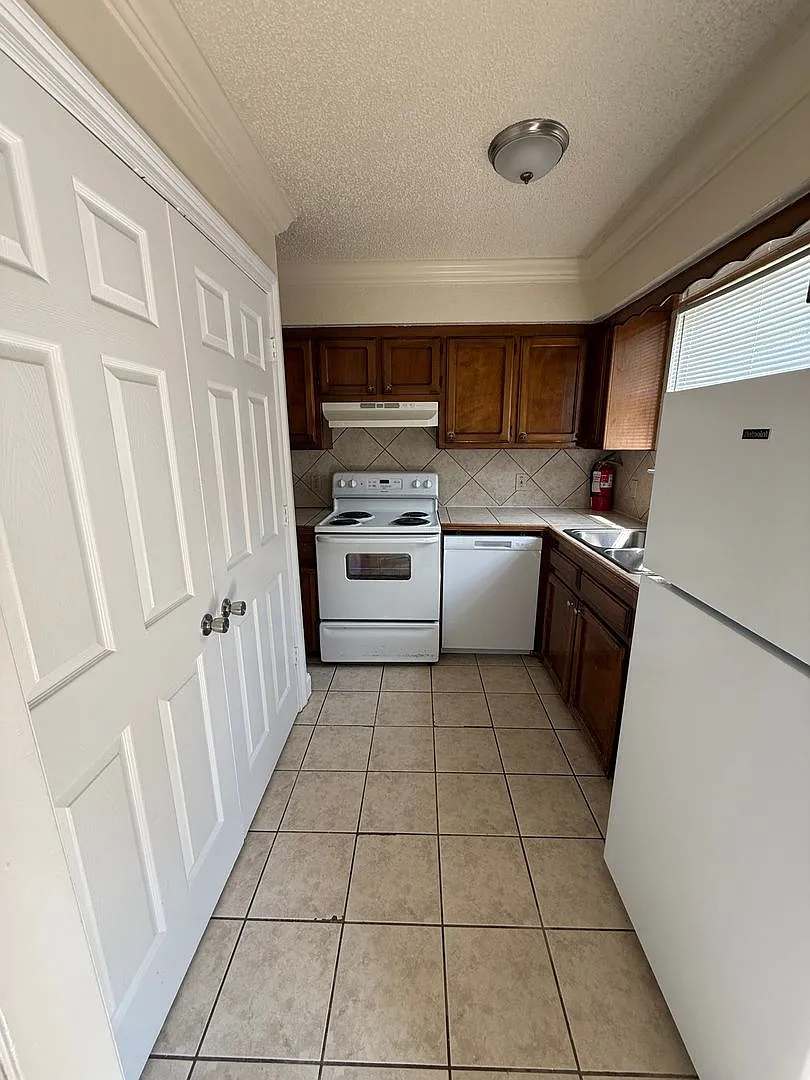 Building Photo - 1773 Starboard Dr