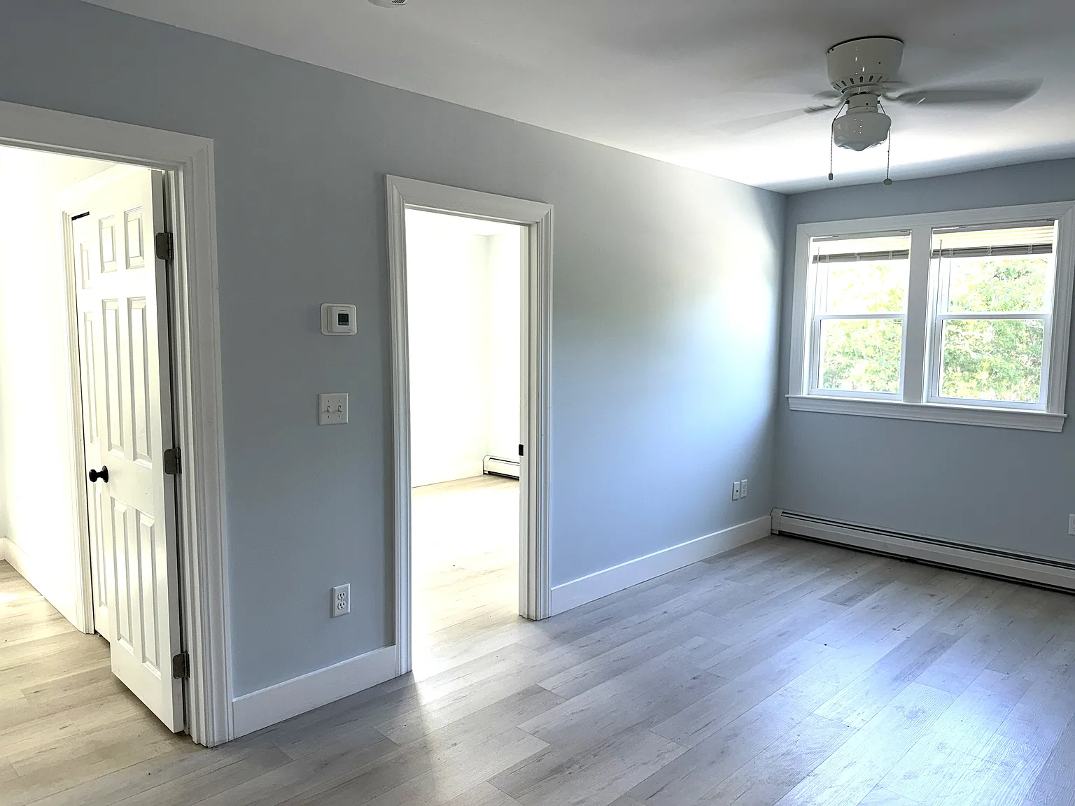 2 bed, 1000 sqft, $2,500 — Photo 4