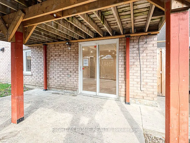 35 Echoridge Dr #BASEMENT — Photo 5