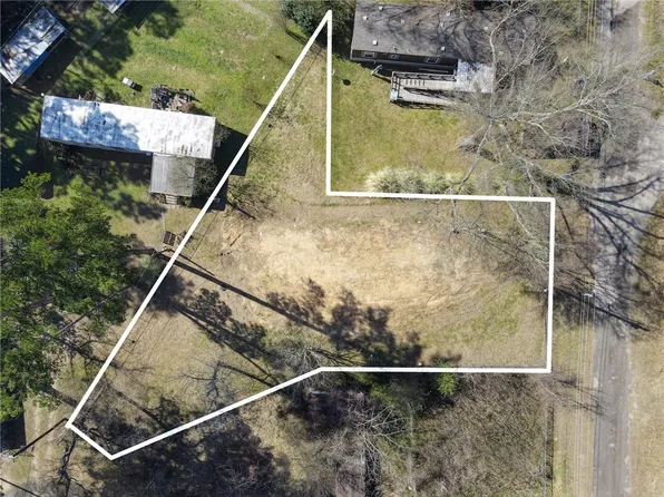 20550 Tall Pine Dr, Chandler, TX 75758