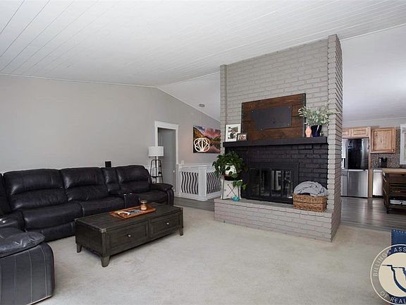 4th image of 3203 40th St W