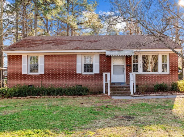 505 Macon St S, Wilson, NC 27893