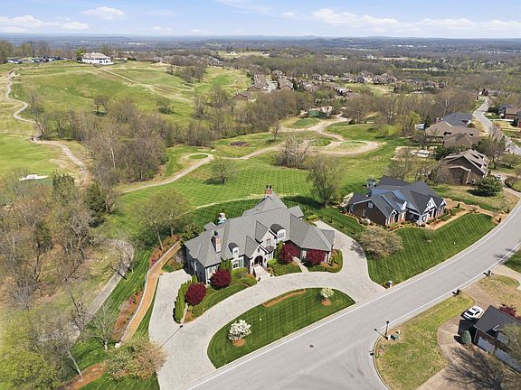 2nd image of 517 Ridgecrest Ln