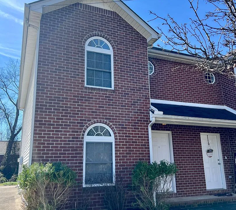 1624 Center Pointe Dr