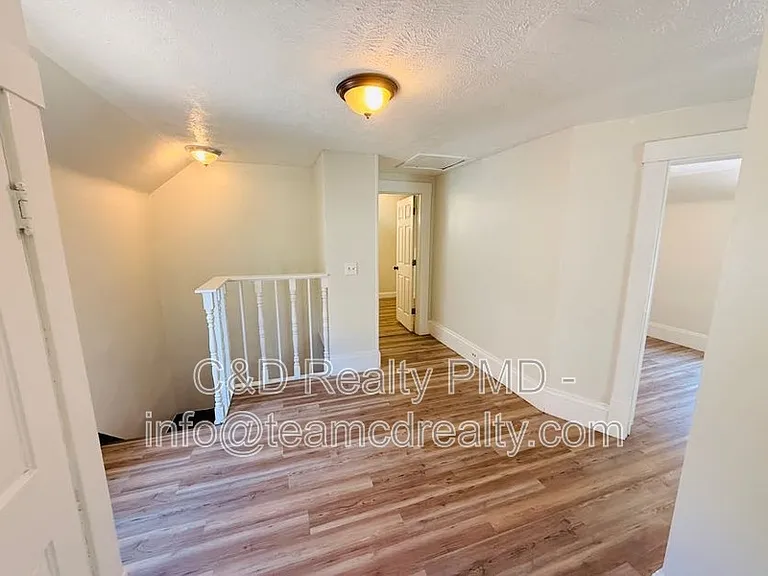 1209 E 167th St — Photo 12
