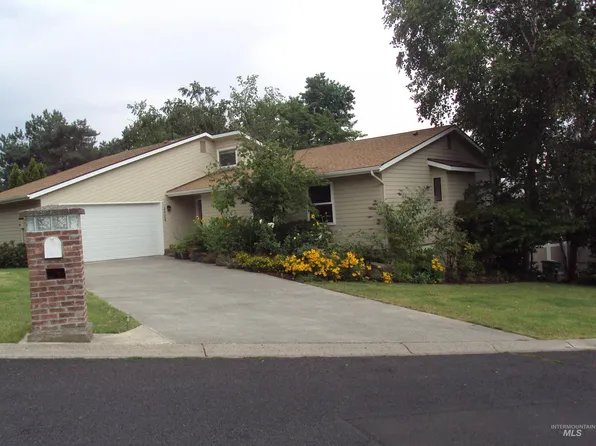 2324 15th St, Lewiston, ID 83501