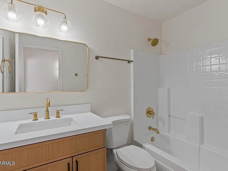 2289 W Hayden Peak Dr — Photo 15