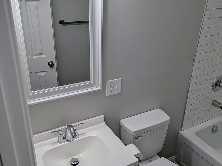 520 N Wilson Ave — Photo 9