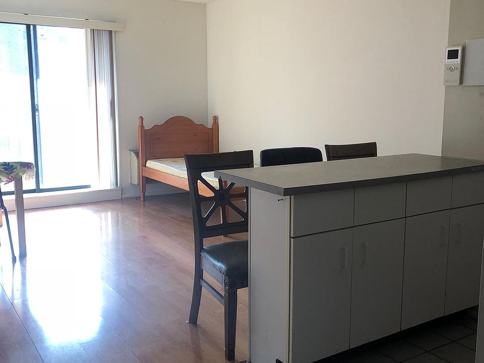 2nd image of 13976 35th Ave APT 5F