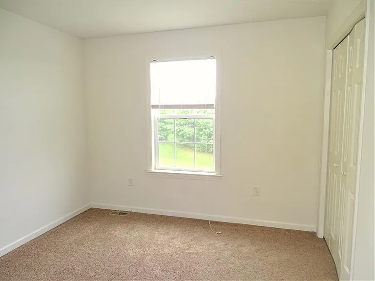 641 Hamaker Rd — Photo 18