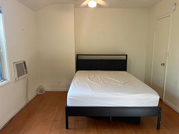 3rd image of 9430 Charleville Blvd APT 6