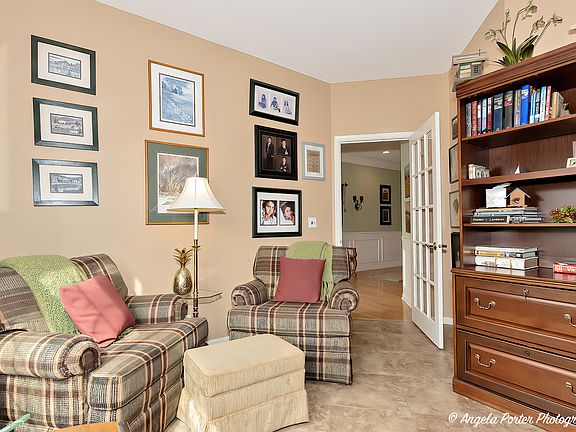 5th image of 2602 Wessex Dr