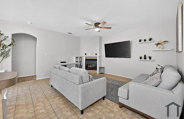 154B Castleridge Dr #B — Photo 15