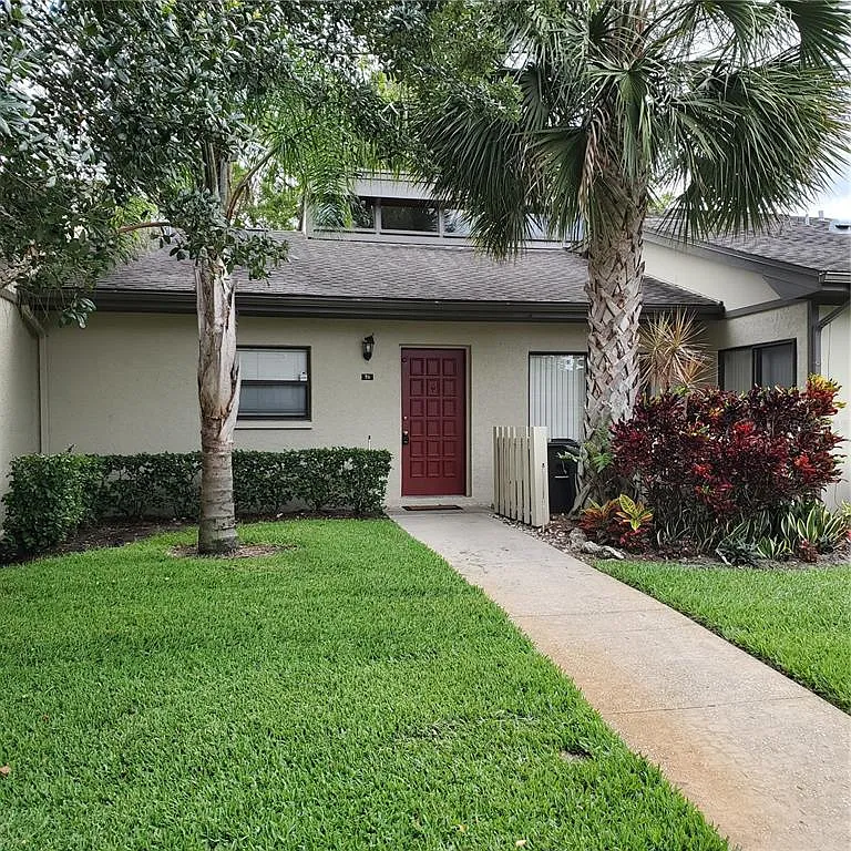3 bed, 2.0 bath, 1445 sqft, $2,500 — Photo 2