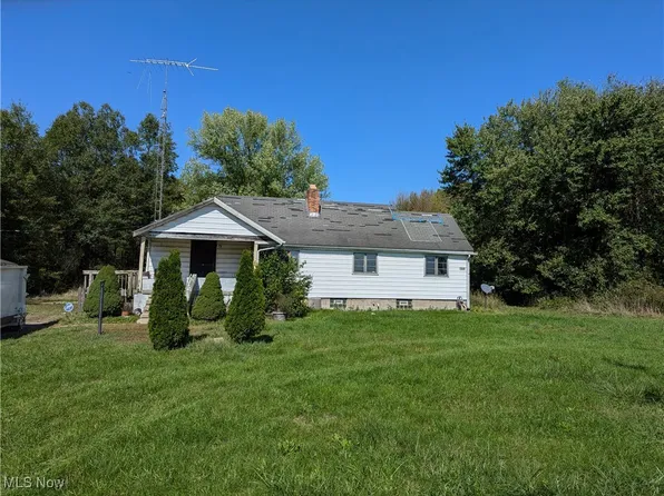 22620 Courtney Rd, Alliance, OH 44601