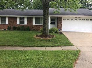 4900 Scothills Dr, Englewood, OH 45322