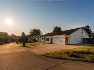 5307 Westbrook Dr, Cross Lanes, WV 25313