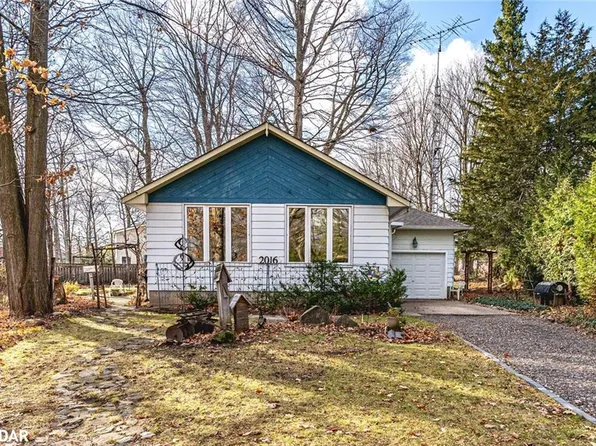 2016 Kate Ave, Innisfil, ON L9S 1Y2