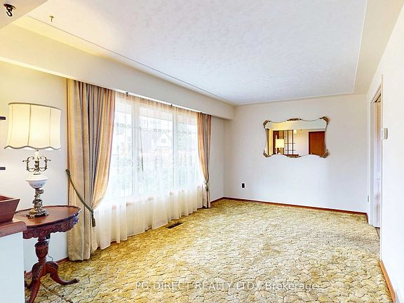 3rd image of 40 Ridgeway Ave