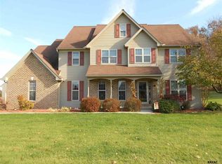 145 Lakeview Dr, Spring Grove, PA 17362