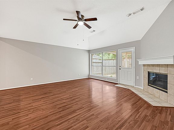 4th image of 10323 Emerald Pine Dr