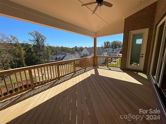 4th image of 905 Marquis Hills Dr #Mas0097