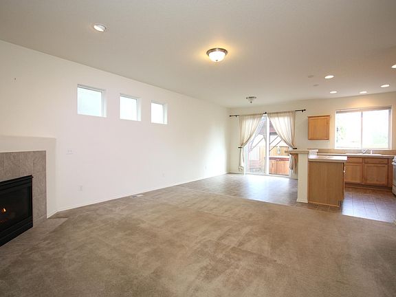5th image of 4691 SE Sandalwood St