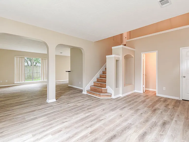 9523 Tallow Tree Dr — Photo 8