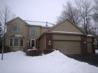 8755 Peony Ln N, Maple Grove, MN 55311