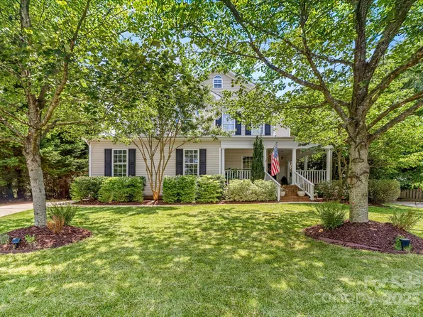 20305 Queensdale Dr, Cornelius, NC 28031