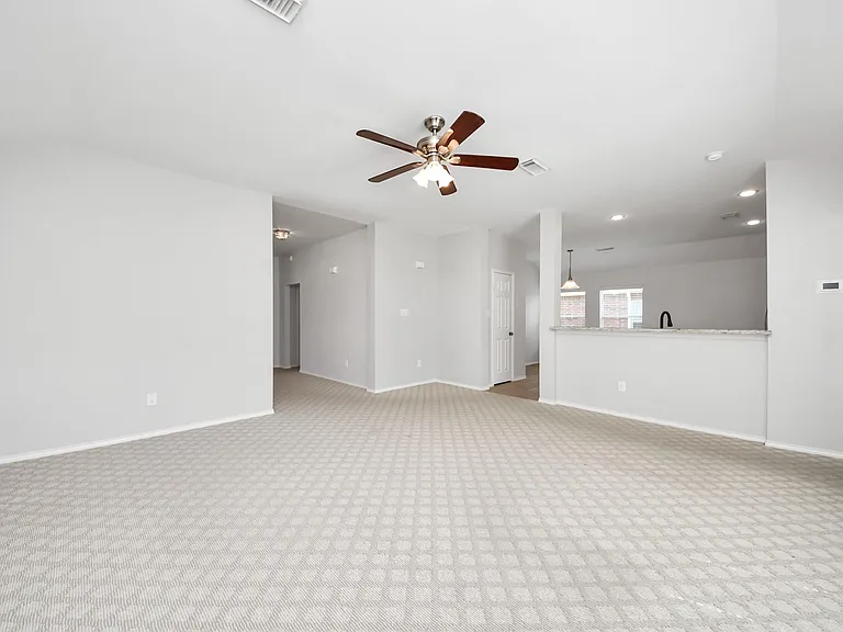 20418 Port Bishop Ln — Photo 11