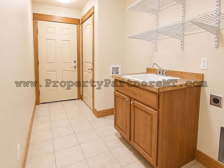 918 Flanders Creek Ave — Photo 14