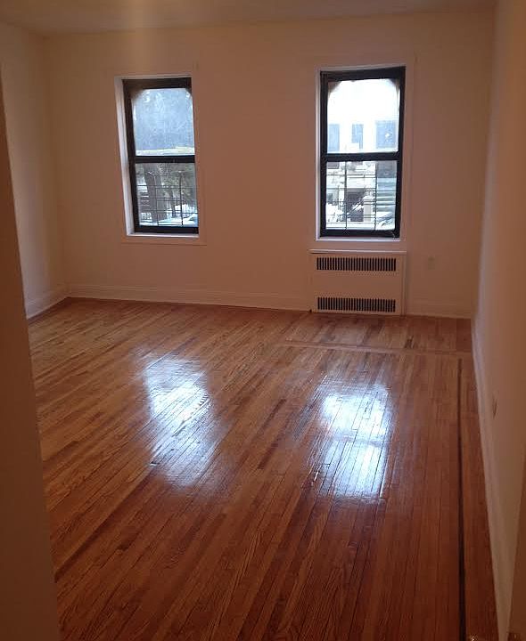 1st image of 33 Crooke Ave APT 2B