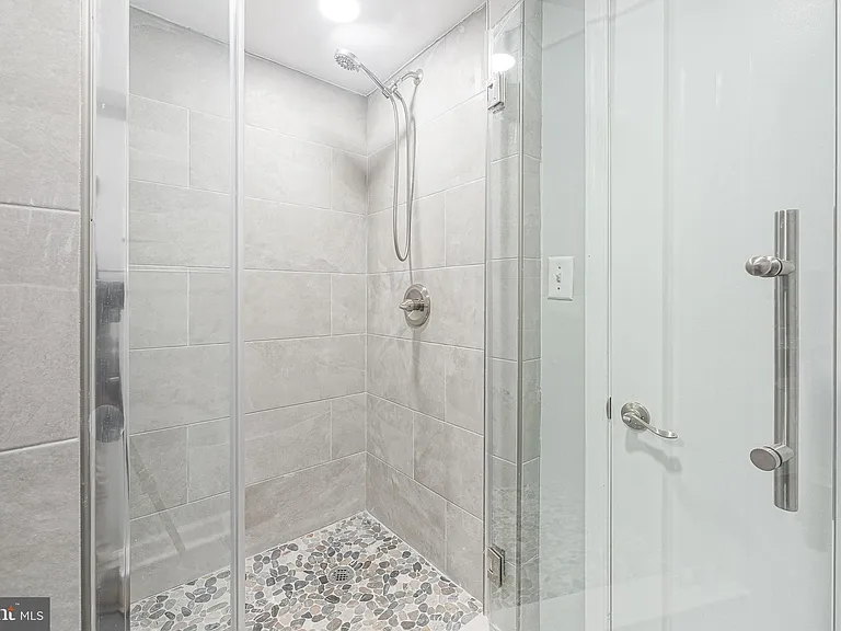 1920 Fitzgerald St — Photo 14