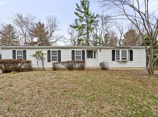 2730 Old Cedar Grove Rd, Broomall, PA 19008