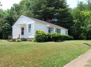305 W Bell St, Statesville, NC 28677