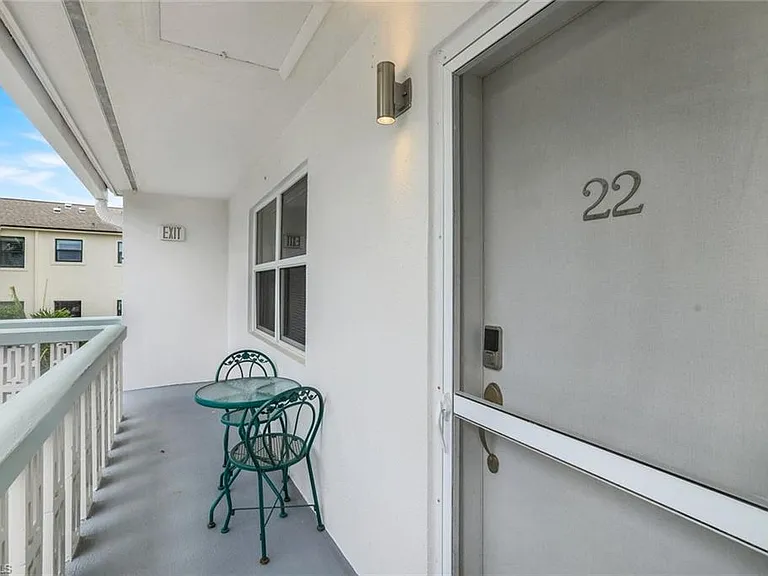 780 10th Ave S #22 — Photo 5