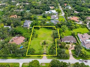 9450 SW 112th St, Miami, FL 33176