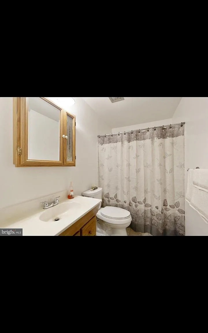 19212 Saint Johnsbury Ln — Photo 4