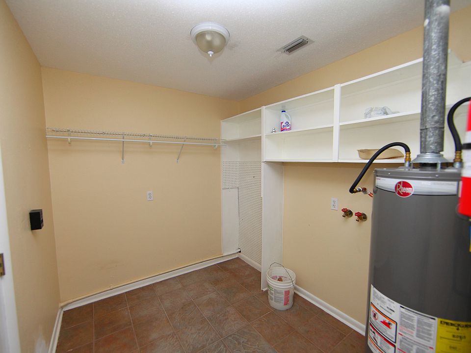 1st image of 28 Bishop Ave NW
