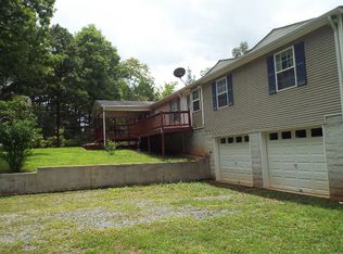 85 Tower Rd, Mineral bluff, GA 30559