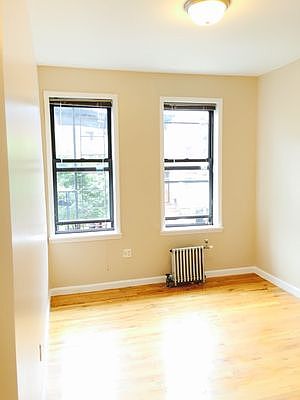 4th image of 210 Putnam Ave #D20