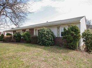 325 Vesta Dr, Dauphin, PA 17018
