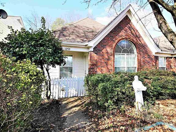 2nd image of 1259 Harpeth Dr