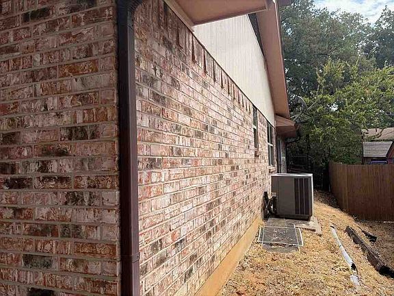 3rd image of 314 Woodard Ln