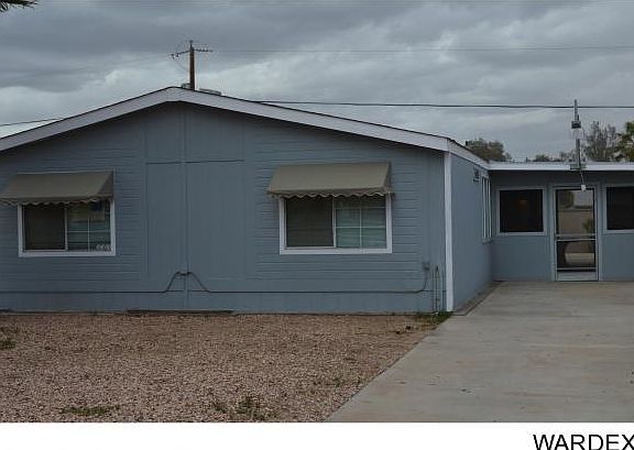 3rd image of 2206 E Lone Star Dr
