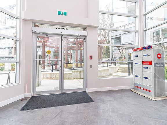 4th image of 1020 Inverness Rd #203