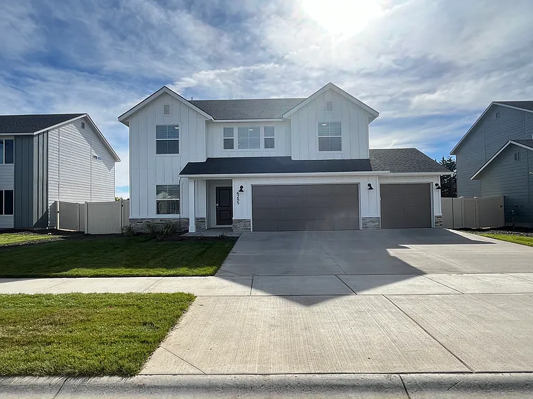 6285 W Karpathos St — Photo 3